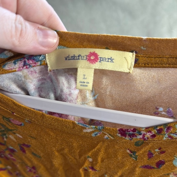 Floral Mustard Top - Picture 3 of 3